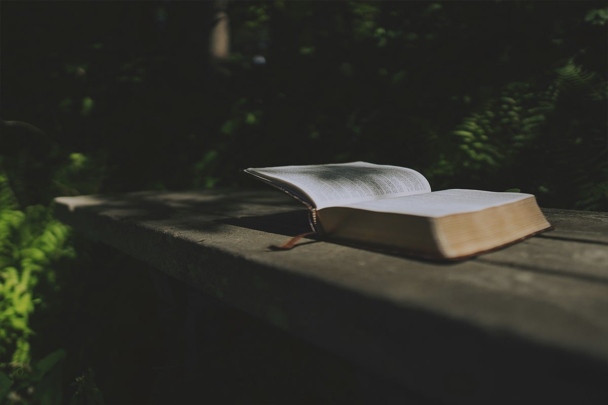 Estudio Biblico-min